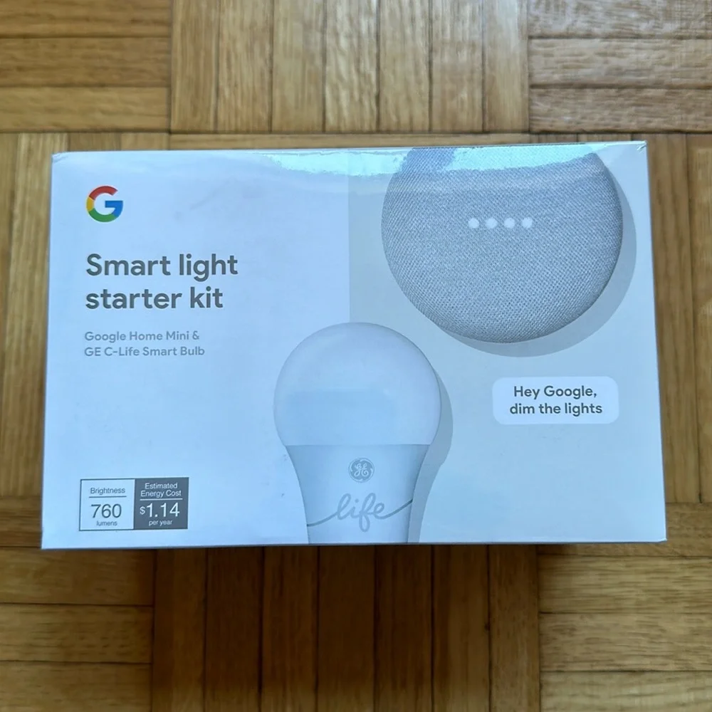 Google Home Mini Smart Light Starter Kit (NWT, IN ORIGINAL PACKAGING)